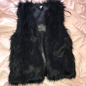 H&M Black Faux Fur Vest
